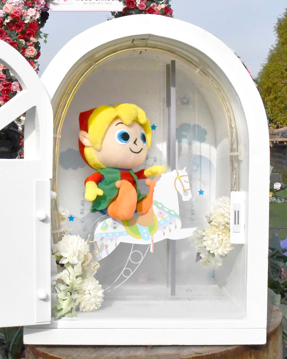 バラの丘広場の「推し活小箱」