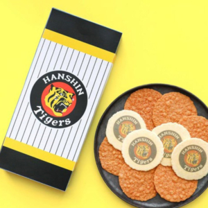 「桂新堂」阪神タイガースえびせんべい