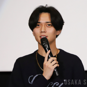 永瀬廉さん登壇　学生時代を過ごした大阪・八尾で映画「鬼の花嫁」舞台挨拶