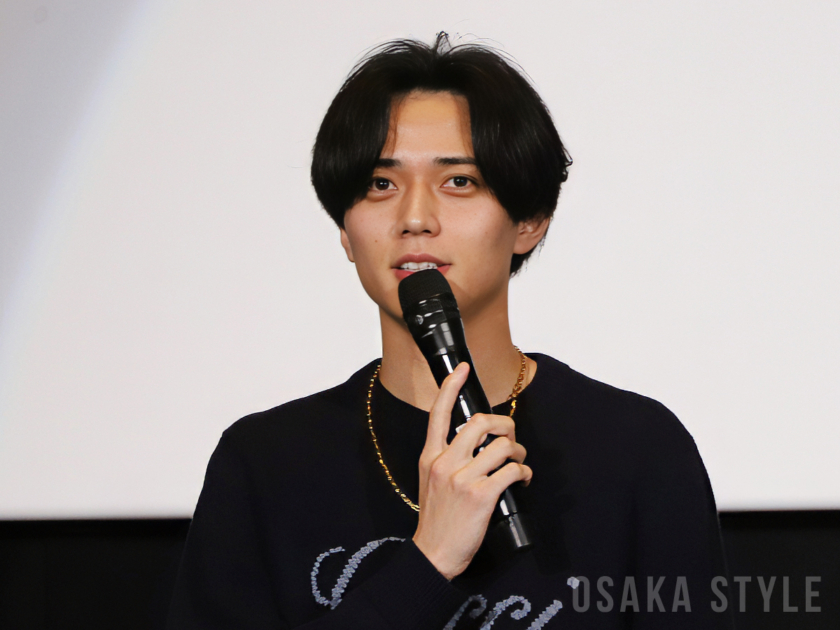 永瀬廉さん登壇 学生時代を過ごした大阪・八尾で映画「鬼の花嫁」舞台挨拶