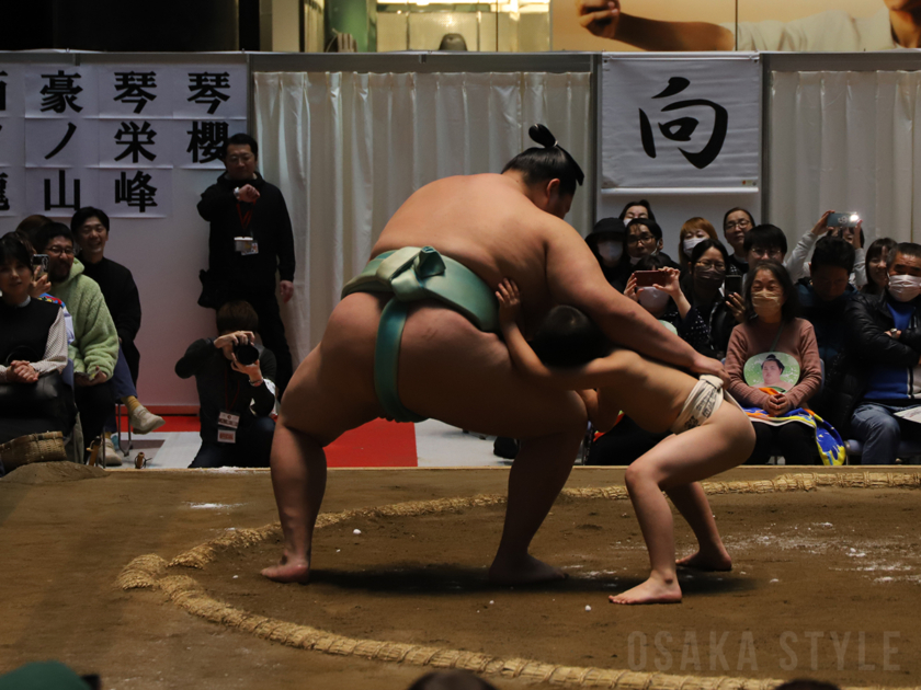 「春がキタ!うめきた場所 in グランフロント大阪2026」でちびっこ相撲