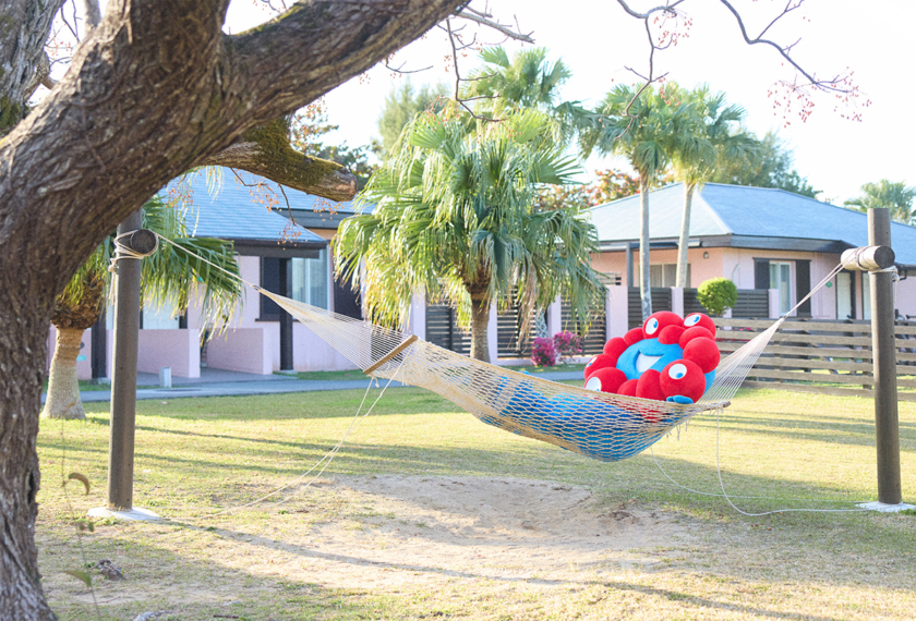 大阪・関西万博公式キャラクター・ミャクミャク」の1stグラビア写真集「I myaku you.」