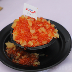 アラスカ産紅鮭いくらと数の子のこぼれ宝石丼