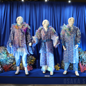 「“Atlantis”」の衣装