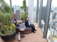 ルーフトップバー＆ラウンジ「PEAKS」