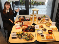 フードホール「ヨドヤバ」がオープン