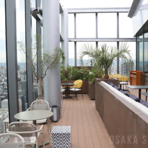 ルーフトップバー＆ラウンジ「PEAKS」