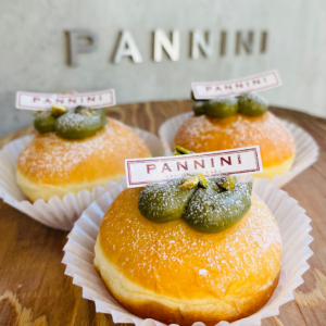 「パンニーニ」ボンボローニ ピスタチオ