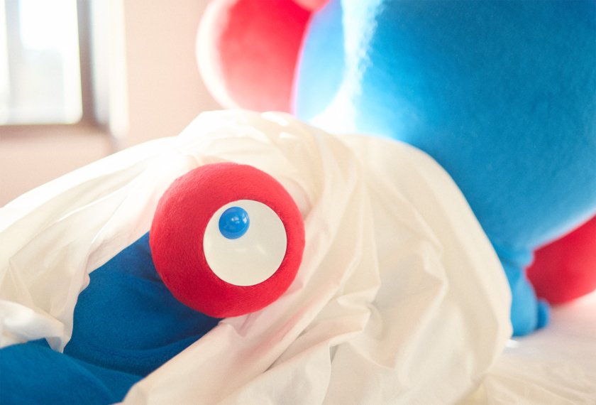 ミャクミャクの1stグラビア写真集「I myaku you.」