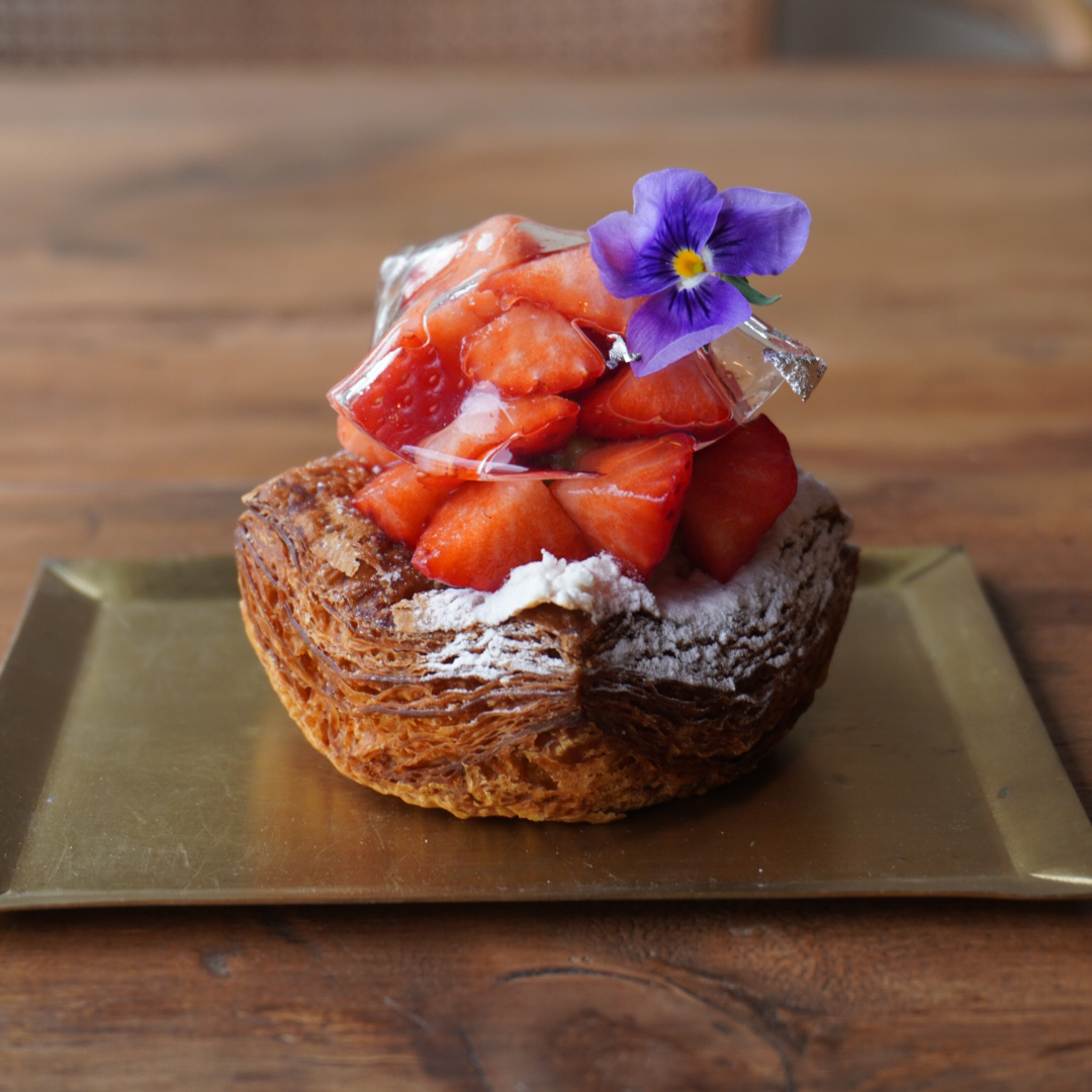 フルーツ王国・うきは市の果物を使った
いちごのデニッシュ