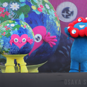 ２０２７年国際園芸博覧会公式マスコットキャラクター「トゥンクトゥンク」、大阪・関西万博公式キャラクター「ミャクミャク」