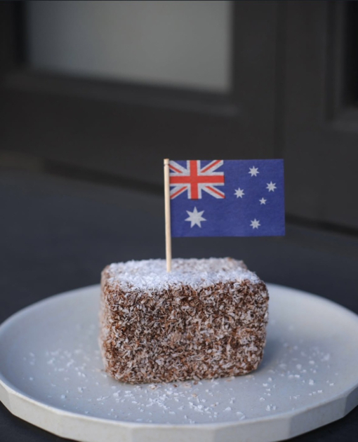 オーストラリアの伝統菓子「ラミントン」