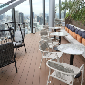 ルーフトップバー＆ラウンジ「PEAKS」