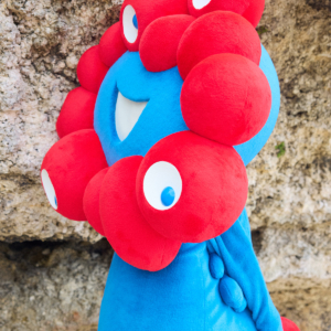 ミャクミャクの1stグラビア写真集「I myaku you.」