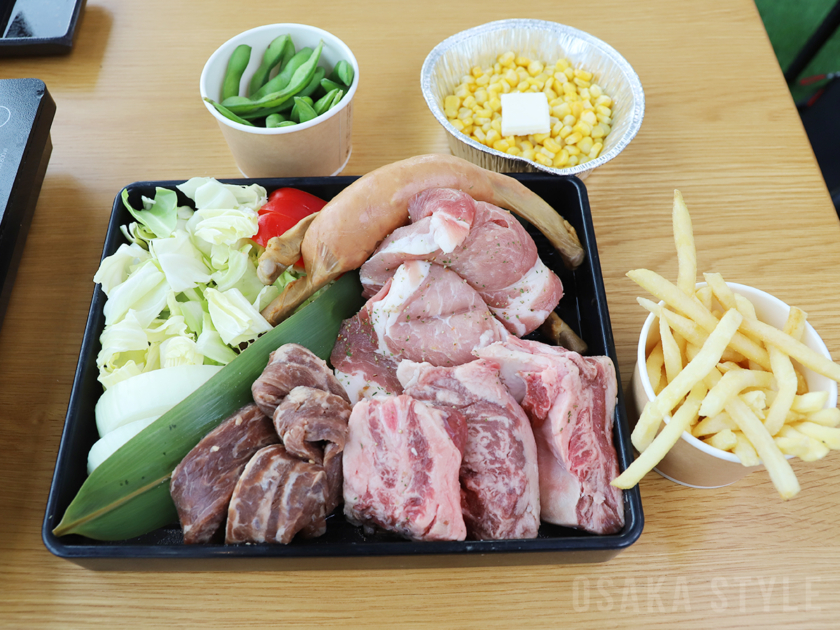 厚切りカルビ＆牛ハラミの4種盛りスタンダードBBQプラン