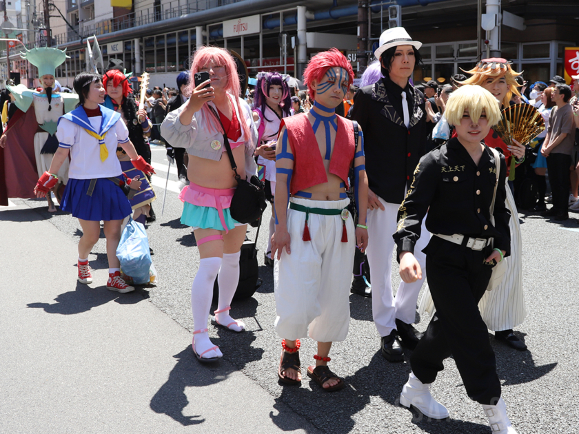 「日本橋ストリートフェスタ2026」でコスプレ＆キャラクターパレード