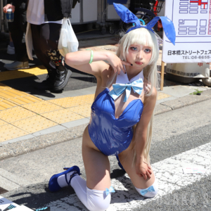 「日本橋ストリートフェスタ2026」にコスプレイヤー集結