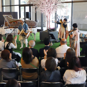 万博レガシー「希望のピアノ in 御堂筋・本町」オープニングイベント