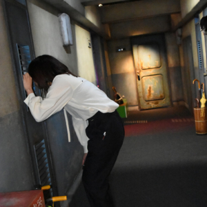 ホラーにふれる展 －映画美術の世界－