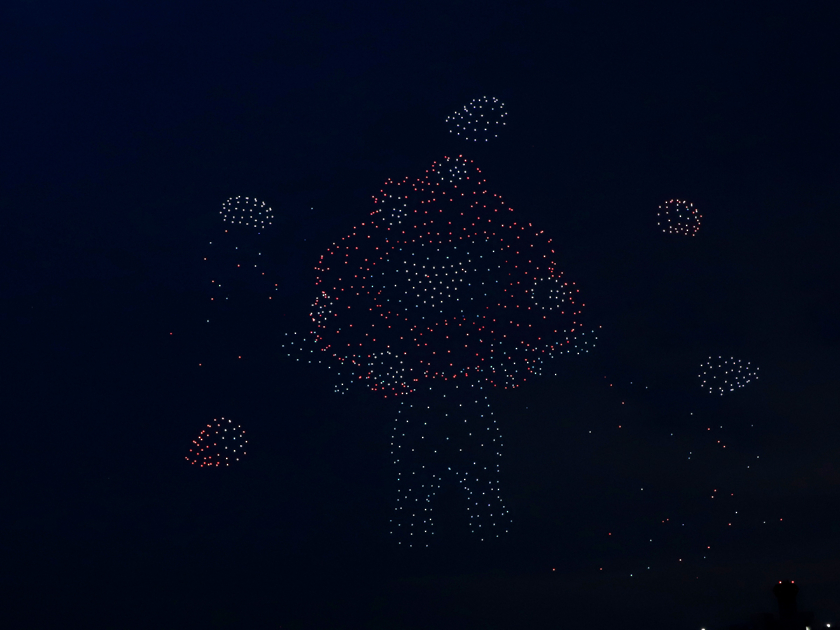 OSAKA BAY SKYLUMINA FIREWORKS & DRONES