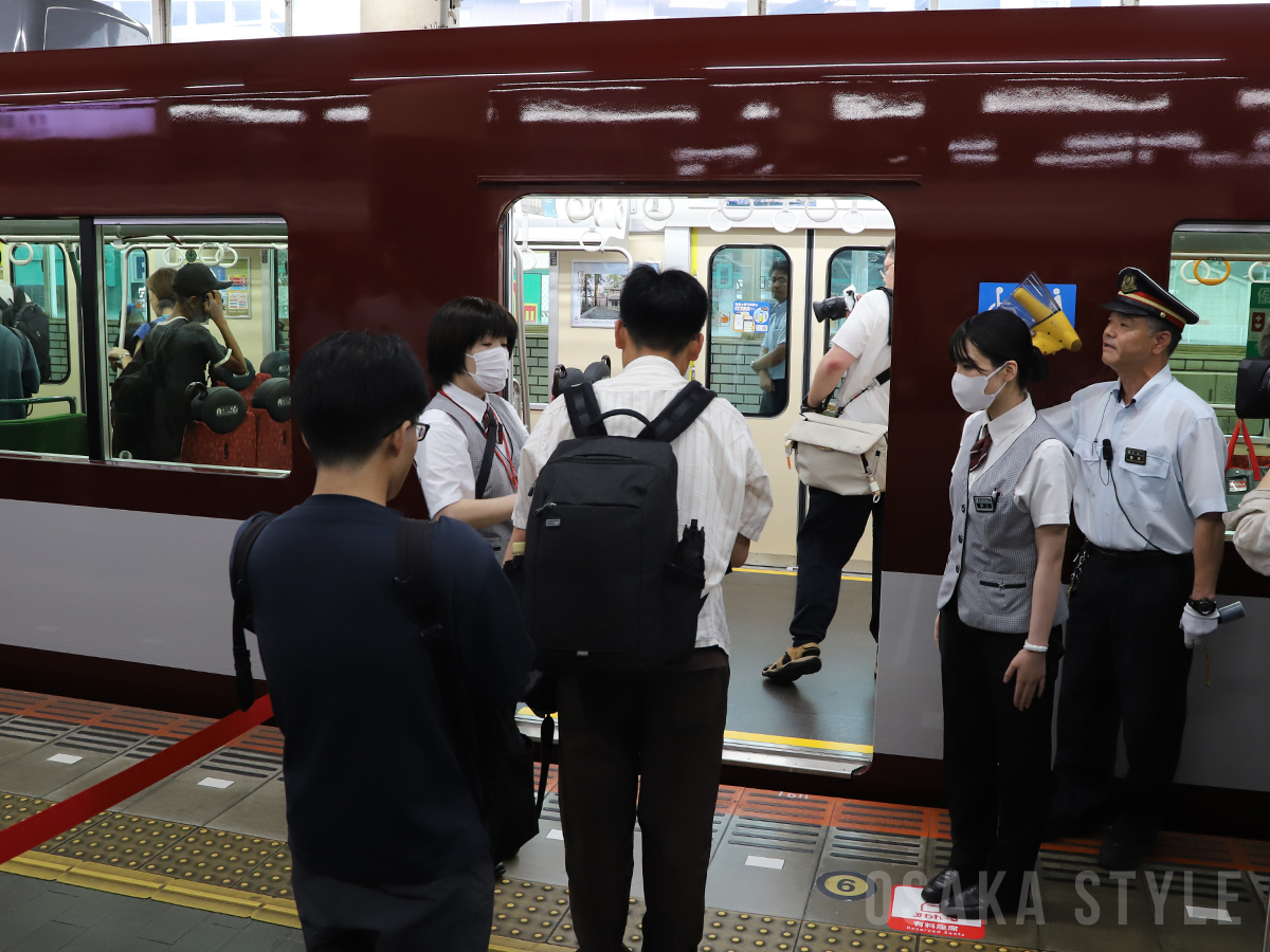 有料座席指定サービス「すわれ~る」