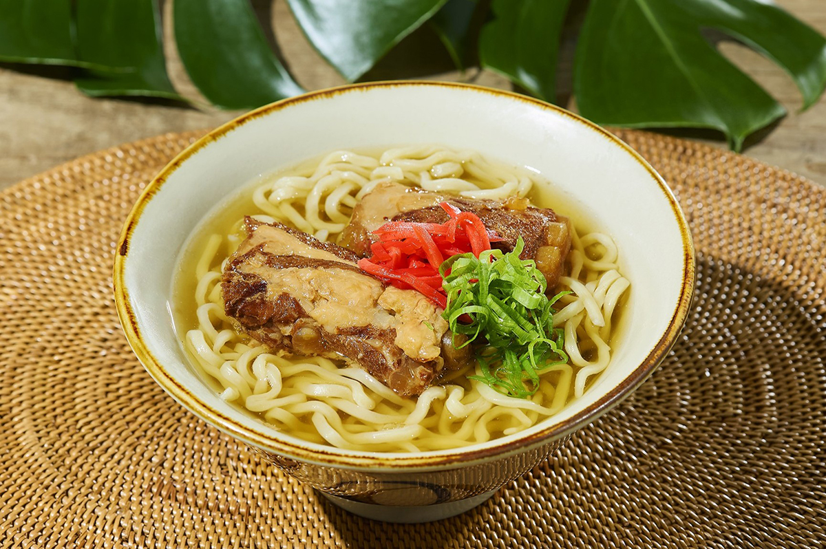 「麺処てぃあんだー」なんこつソーキそば