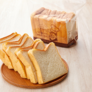 店内厨房で切りたて!「おかげ食パン」 1.5斤