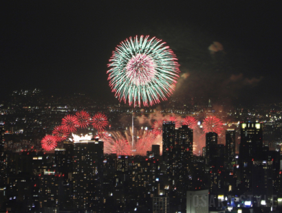 あべのハルカス展望台で「なにわ淀川花火大会特別営業」　9プラン用意