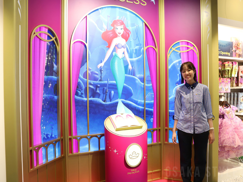 ディズニープリンセスが現れるマジカルスクリーン