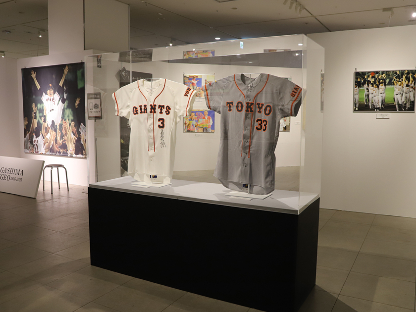 高島屋大阪店で「長嶋茂雄追悼展 ミスタージャイアンツ 不滅の背番号『3』」