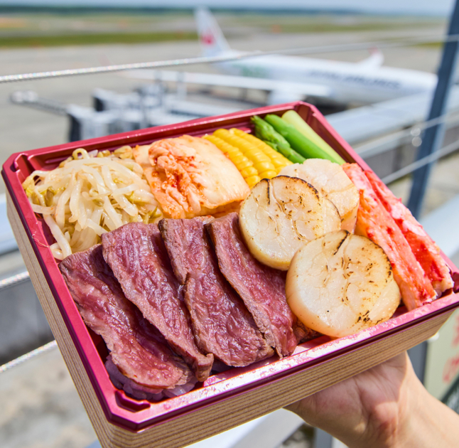 千歳「道産和牛専門店 牛美道」和牛と海鮮の彩り重