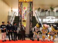 阪神梅田本店で「Vセレモニー」