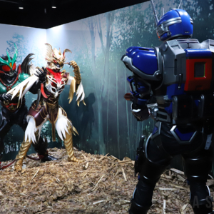 『仮面ライダーアギト』 25 周年記念 真アギト展