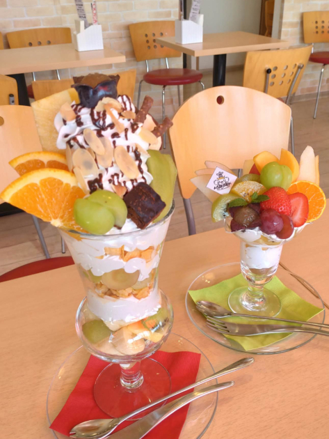 パフェとクレープのお店 ぶどうの木