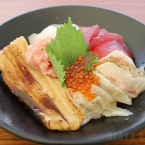 「ノドグロ炙りとメヒカリ刺し入りふくしま全部のせ丼