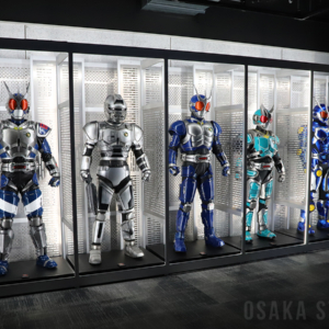 『仮面ライダーアギト』 25 周年記念 真アギト展